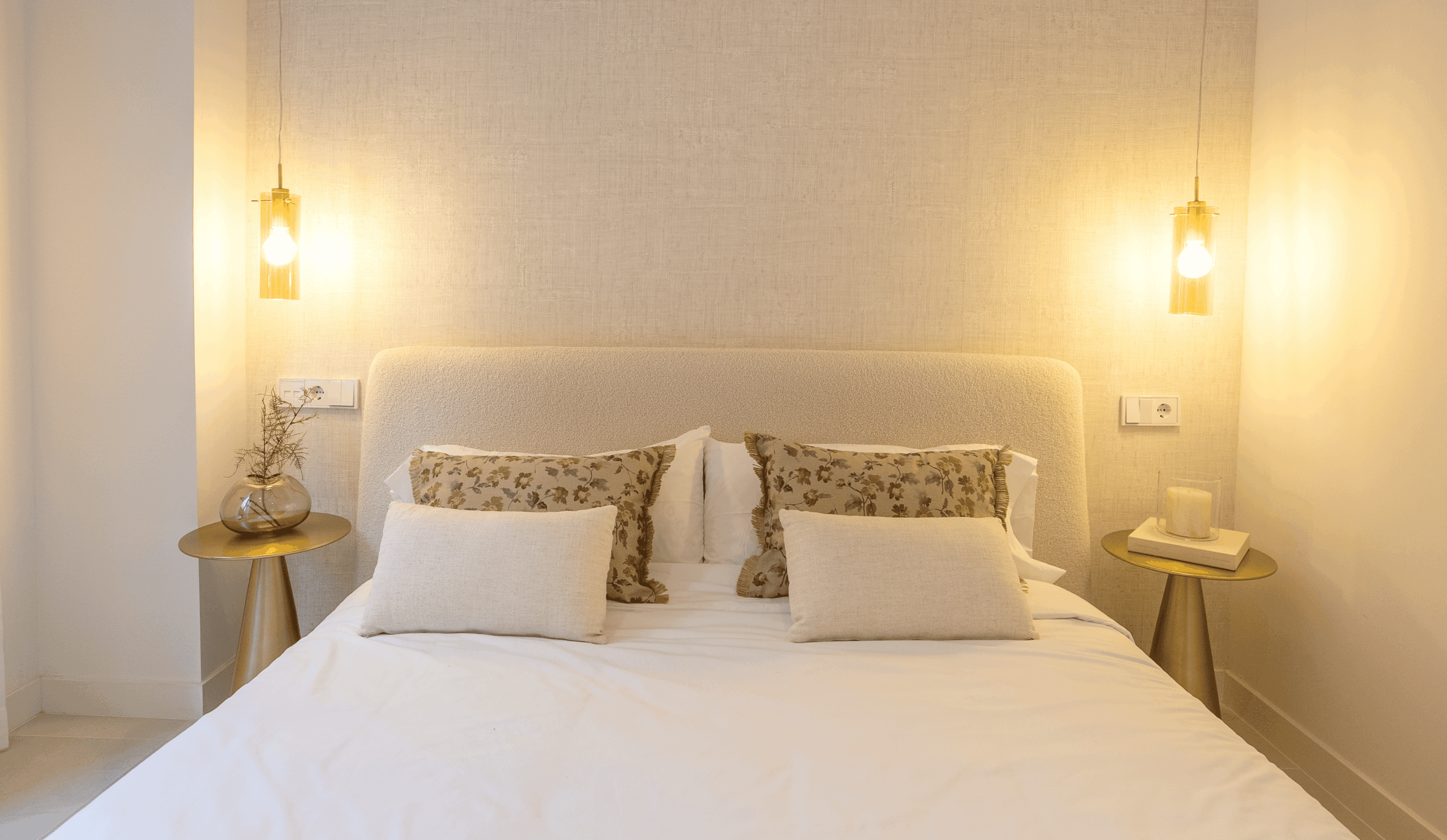 HW_Bedroom_6802-1-scaled.png